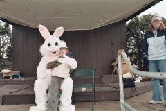 2004-easter-egg-hunt-08