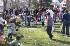 2011-easter-egg-hunt-16