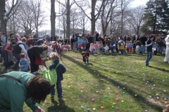 2011-easter-egg-hunt-17