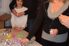 2013-jaycee-easter-egg-stuffing-04