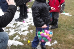2015-easter-egg-hunt-115