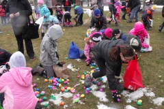 2015-easter-egg-hunt-116