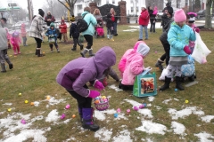 2015-easter-egg-hunt-152
