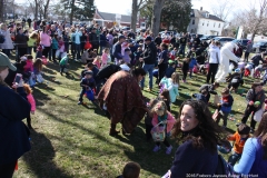 2016-easter-egg-hunt-1027