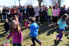 2016-easter-egg-hunt-5016