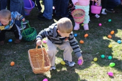 2016-easter-egg-hunt-5058