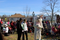 2016-easter-egg-hunt-5122