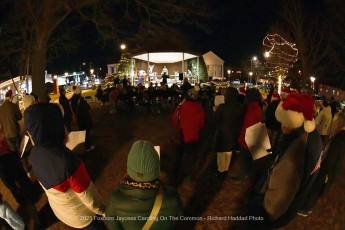 2025-Foxboro-Jaycees-Caroling-on-the-Common-909