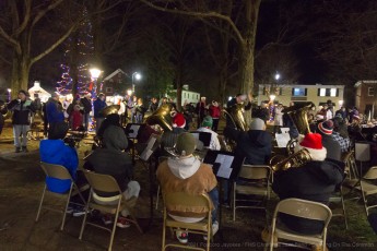 2021-Jaycee-Caroling-On-Common-244
