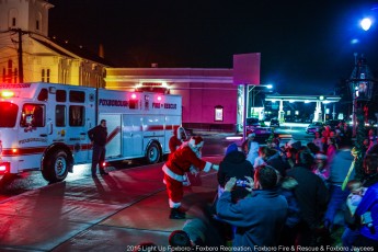 2015-holiday-tree-lighting-011