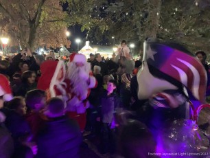 2022-Christmas-Light-Up-Foxboro-001