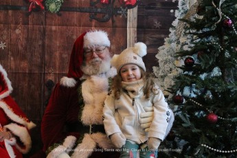 2025-Foxboro-Jaycees-Santa-Light-Uptown-624