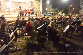 2018-caroling-on-common-002