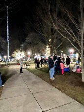 2024-Foxboro-Jaycees-Caroling-on-the-Common-21