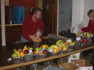 2003-fruit-baskets-02
