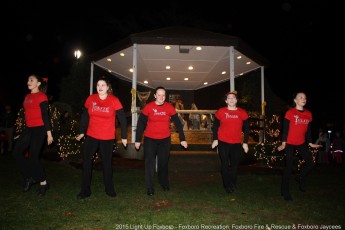 2015-holiday-tree-lighting-027