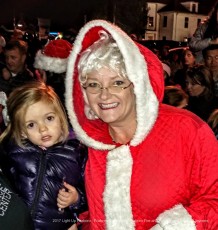 2017-holiday-tree-lighting-002