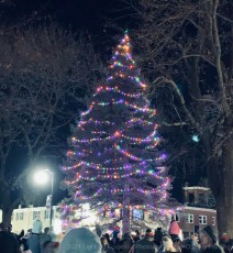 2021-Christmas-Light-Up-Foxboro-101