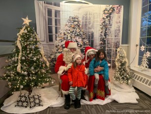 2022-Christmas-Light-Up-Foxboro-000