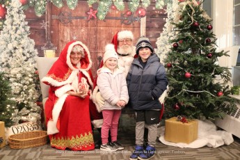 2025-Foxboro-Jaycees-Santa-Light-Uptown-620
