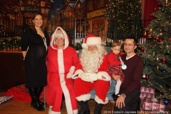 2014-jaycee-christmas-kids-party-012