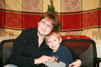 2010-kids-christmas-party-137