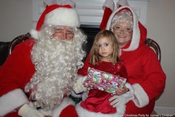 2015-jaycee-christmas-kids-party-033