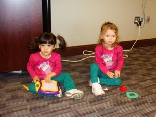 2010-kids-christmas-party-143