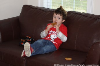 2015-jaycee-christmas-kids-party-000