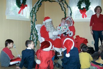 2008-kids-christmas-party-91