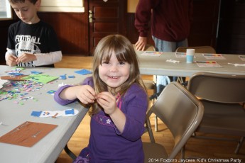 2014-jaycee-christmas-kids-party-075