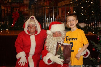 2014-jaycee-christmas-kids-party-027