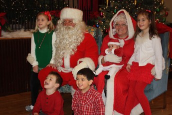 2012-030-jaycee-christmas-kids-party