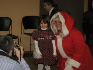 2008-kids-christmas-party-55