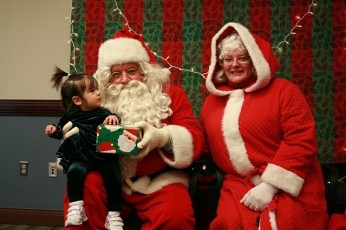 2009-kids-christmas-party-121