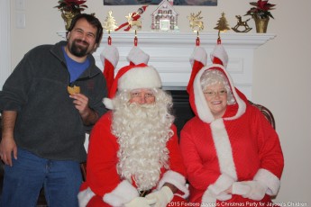 2015-jaycee-christmas-kids-party-006