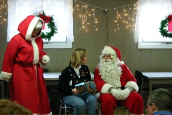 2006-kids-christmas-party-30