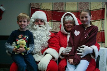 2010-kids-christmas-party-129