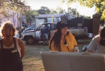 2002_08_family_night_out_04