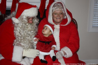 2015-jaycee-christmas-kids-party-011
