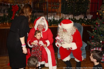 2014-jaycee-christmas-kids-party-046