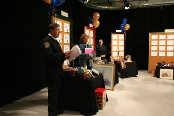 2008-doolittle-auction-240