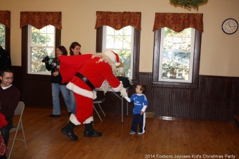 2014-jaycee-christmas-kids-party-053