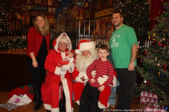 2014-jaycee-christmas-kids-party-016