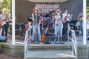 2018-Concerts-04-Southbound-Train-016