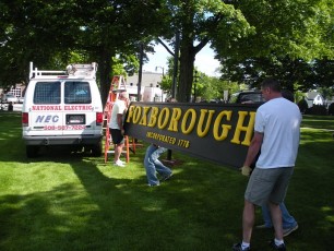 2010-foxboro-sign-repair-02