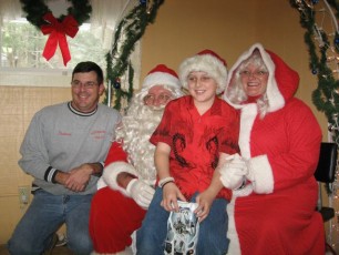 2008-kids-christmas-party-64